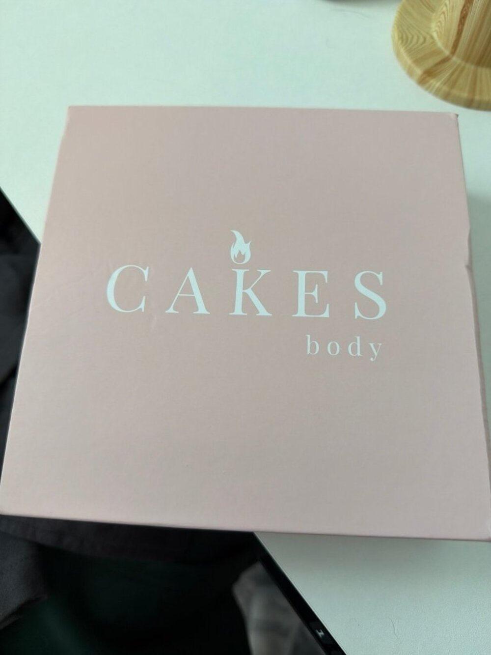 CAKES body grippy DDD+ Honey, brand new in box